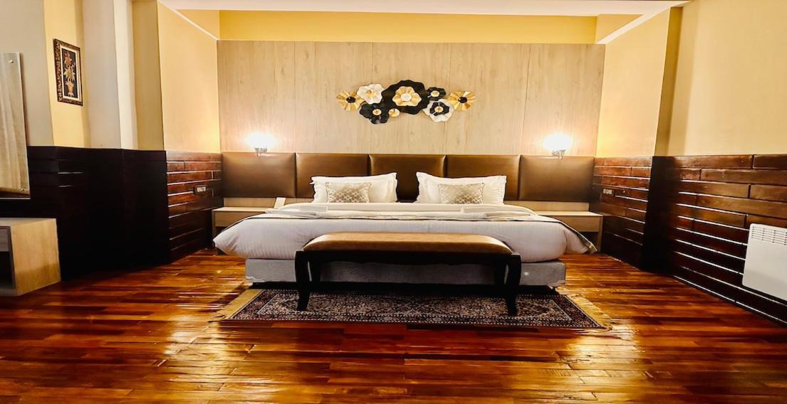 Silver Cloud Hotel Paro Bagian luar foto