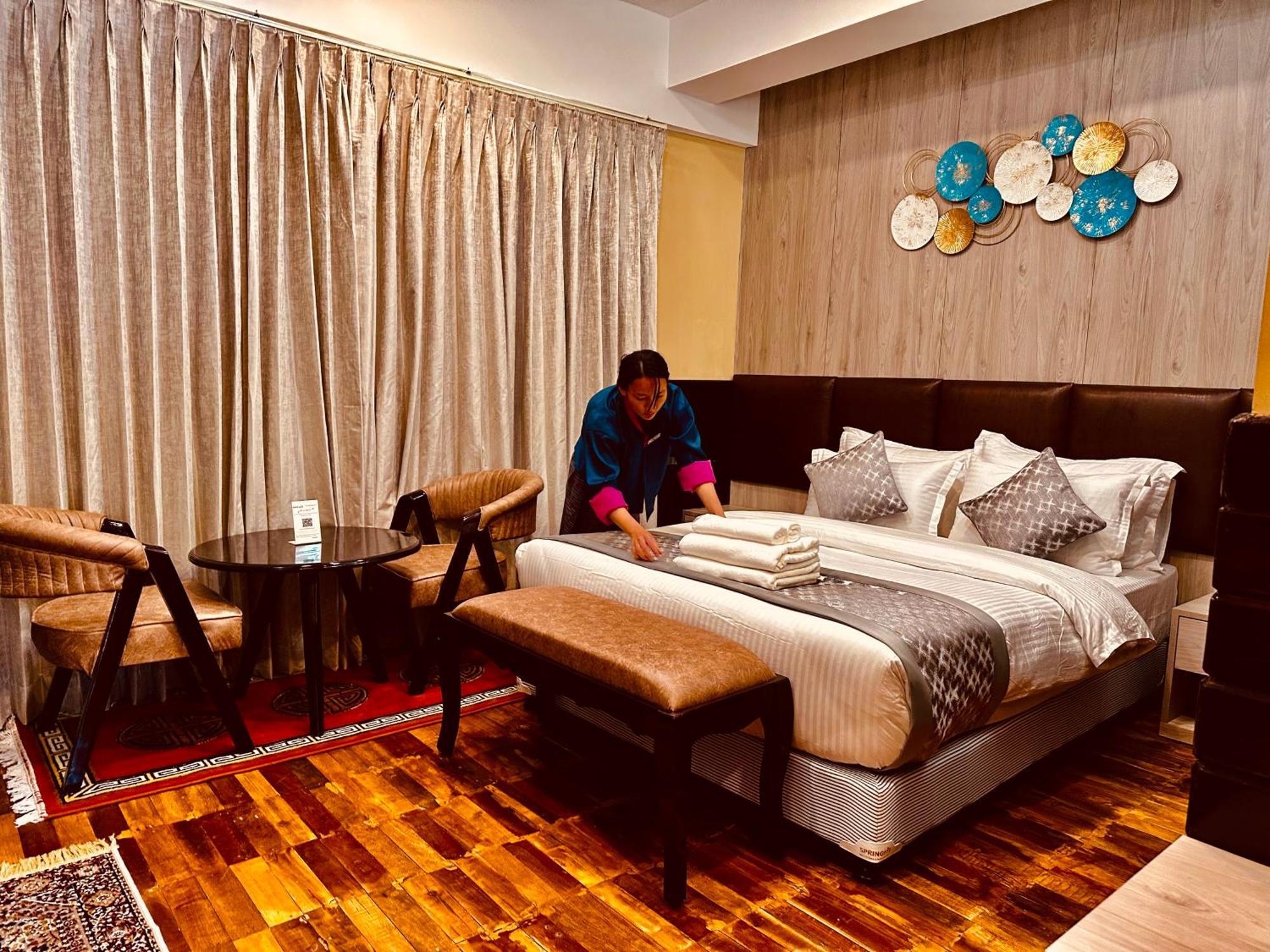 Silver Cloud Hotel Paro Bagian luar foto