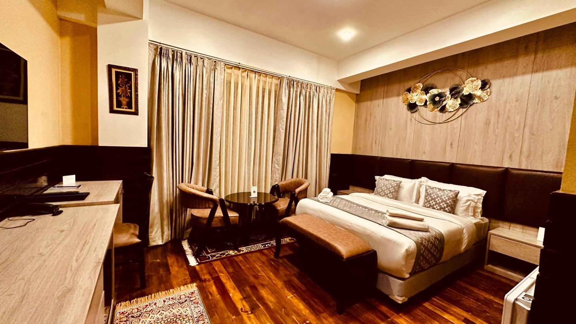 Silver Cloud Hotel Paro Bagian luar foto