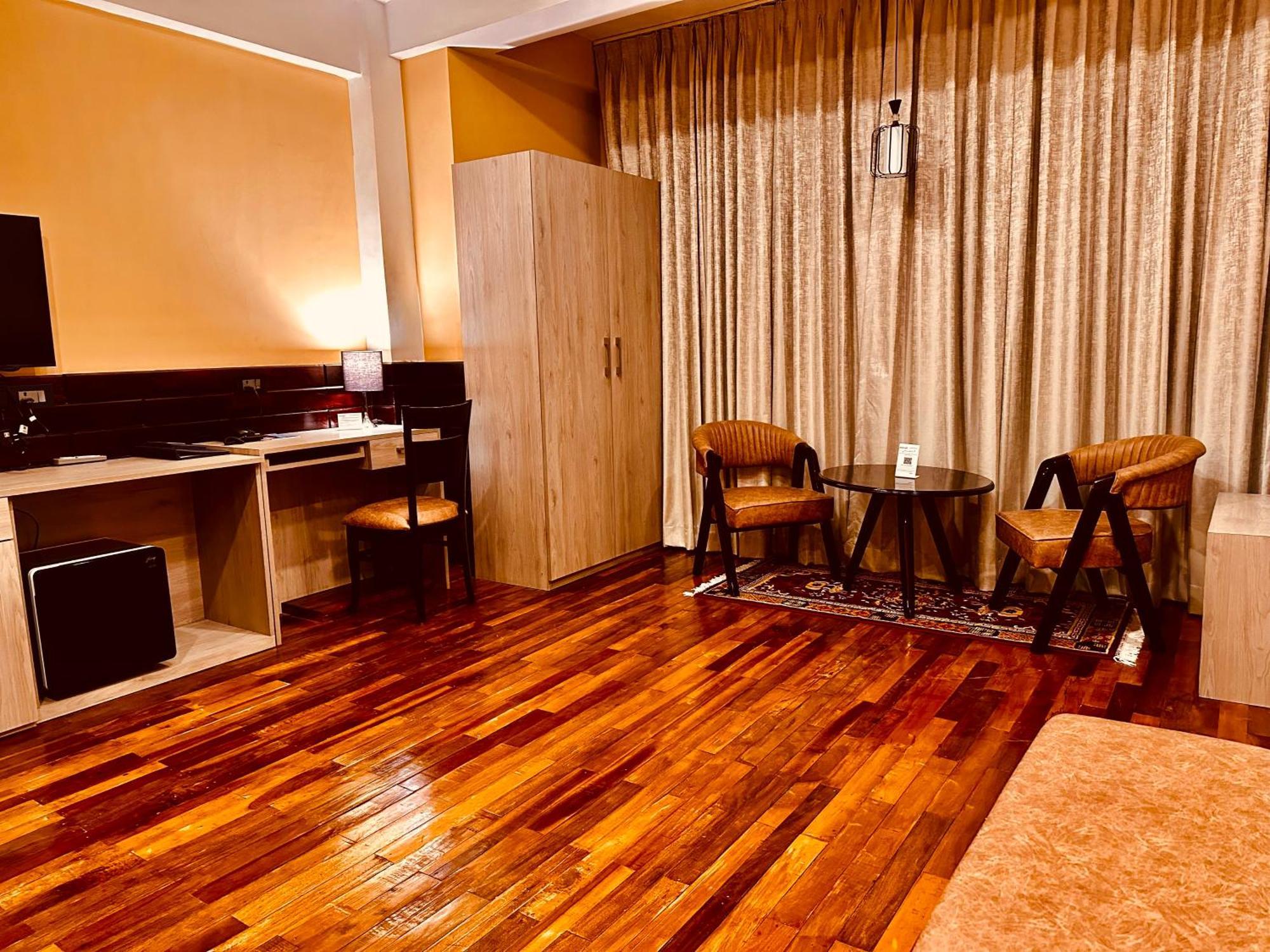 Silver Cloud Hotel Paro Bagian luar foto